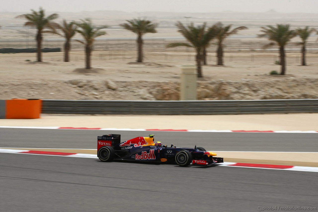 GP BAHRAIN, 20.04.2012- Prove Libere 1, Mark Webber (AUS) Red Bull Racing RB8