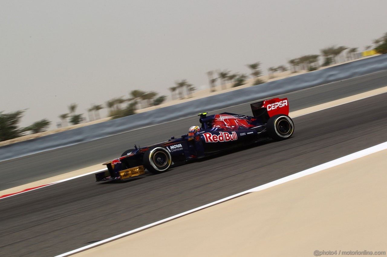 GP BAHRAIN, 20.04.2012-  Prove Libere 2, Jean-Eric Vergne (FRA) Scuderia Toro Rosso STR7 