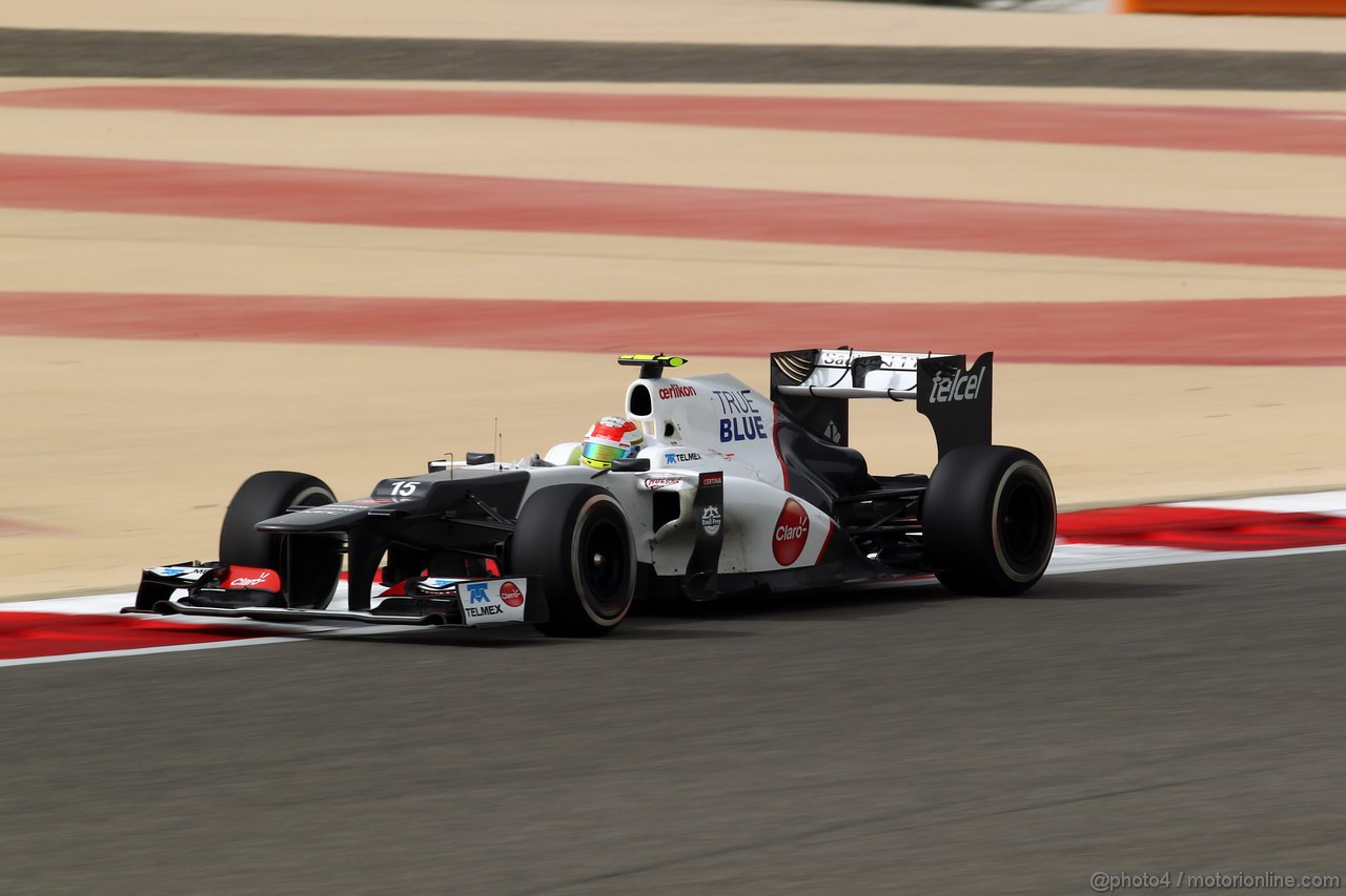 GP BAHRAIN, 20.04.2012-  Prove Libere 2, Sergio Prez (MEX) Sauber F1 Team C31