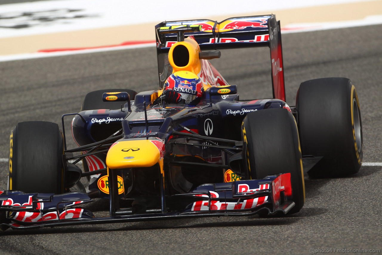 GP BAHRAIN, 20.04.2012-  Prove Libere 2, Mark Webber (AUS) Red Bull Racing RB8 