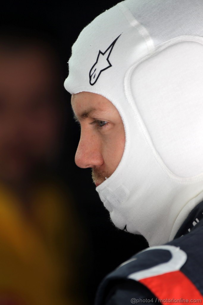 GP BAHRAIN, 20.04.2012-  Prove Libere 2, Sebastian Vettel (GER) Red Bull Racing RB8 