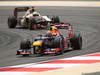 GP BAHRAIN, 20.04.2012- Free Practice 1, Mark Webber (AUS) Red Bull Racing RB8 e Pedro de la Rosa (ESP) HRT Formula 1 Team F112 