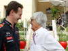 GP BAHRAIN, 20.04.2012- Christian Horner (GBR), Red Bull Racing, Sporting Director e Bernie Ecclestone (GBR), President e CEO of Formula One Management
