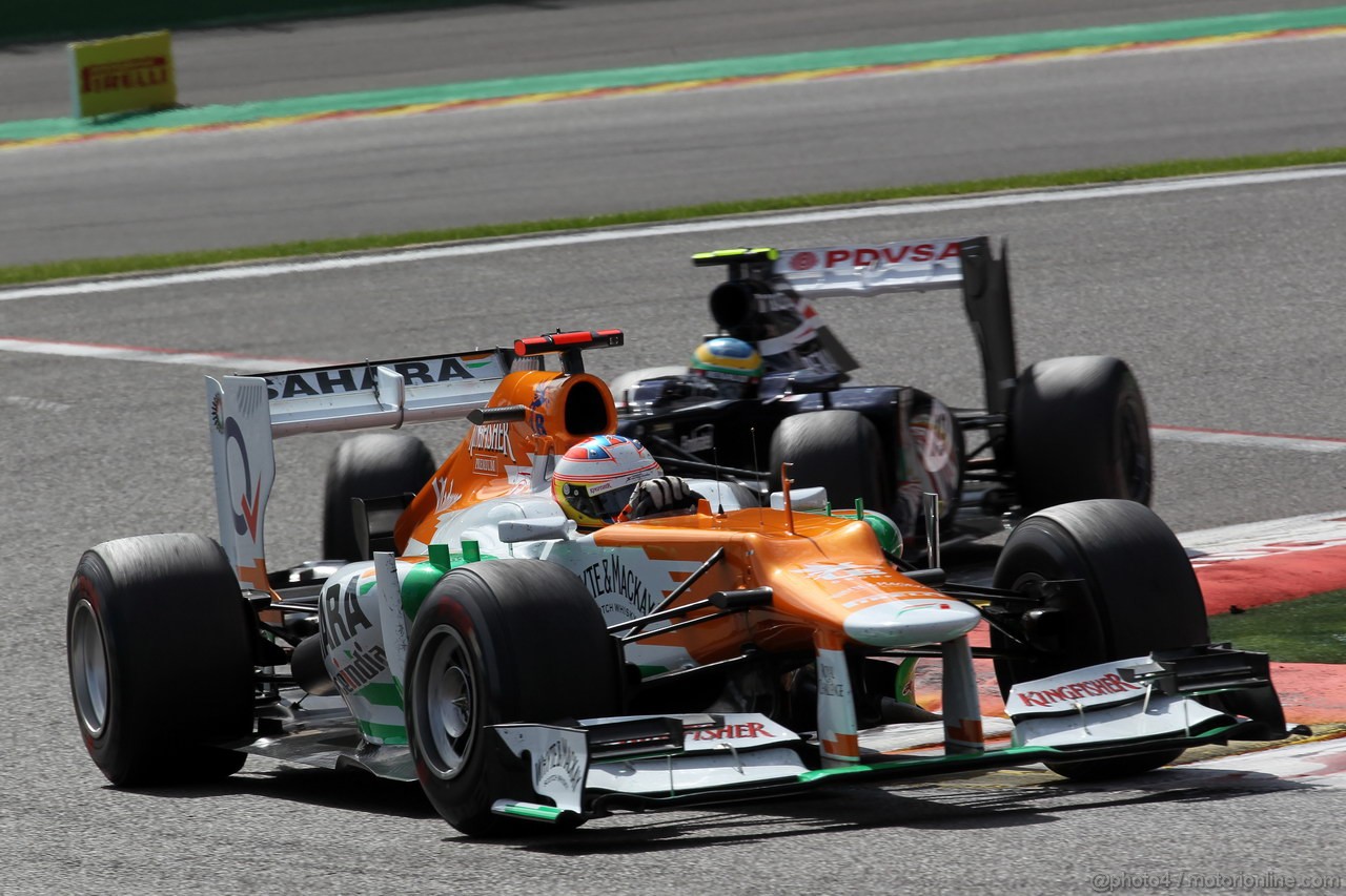 GP BELGIO, 02.09.2012- Gara, Paul di Resta (GBR) Sahara Force India F1 Team VJM05 e Bruno Senna (BRA) Williams F1 Team FW34 