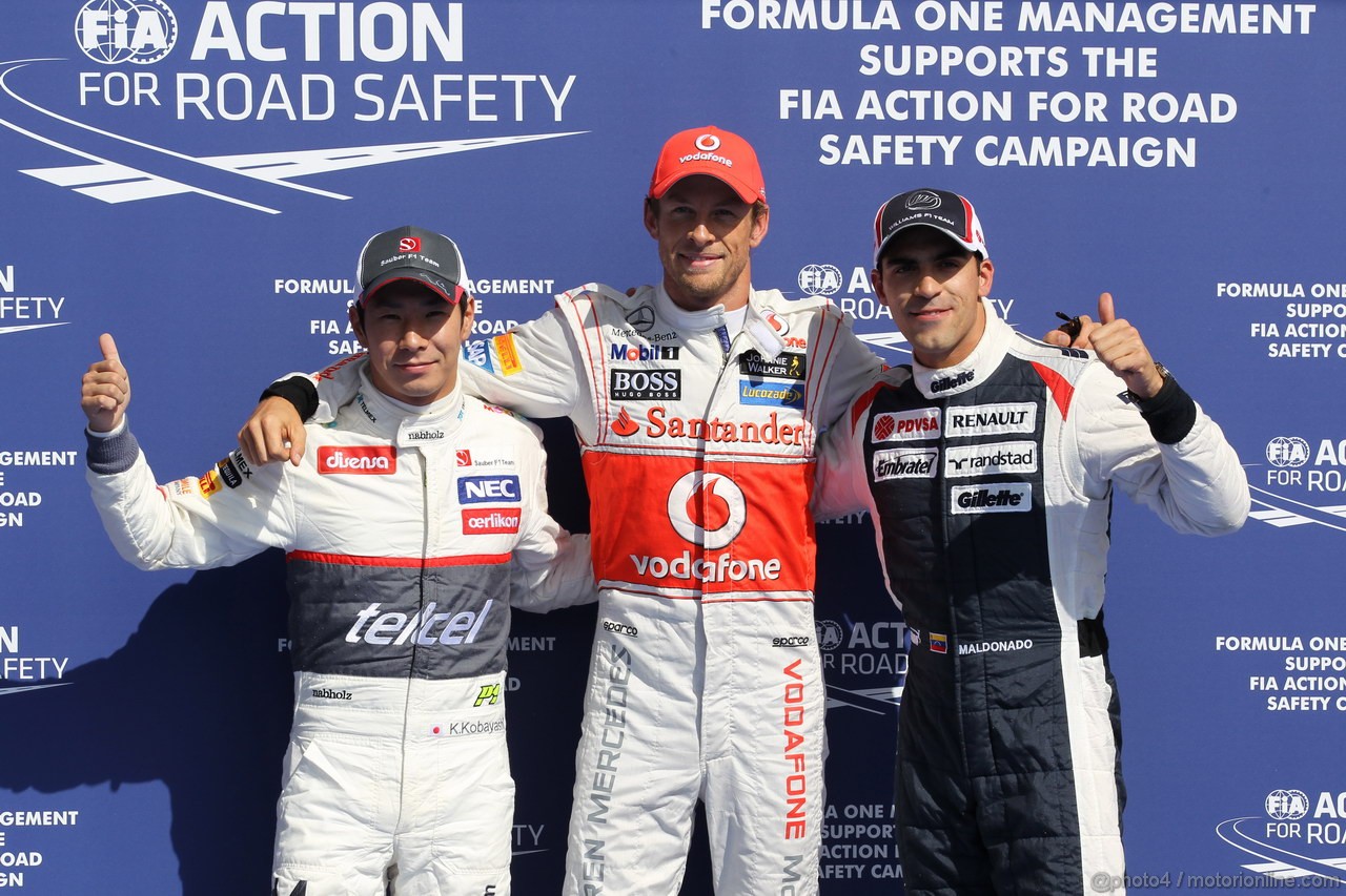 GP BELGIO, 01.09.2012- Qualifiche, secondo Kamui Kobayashi (JAP) Sauber F1 Team C31, Jenson Button (GBR) McLaren Mercedes MP4-27 pole position e terzo Pastor Maldonado (VEN) Williams F1 Team FW34 