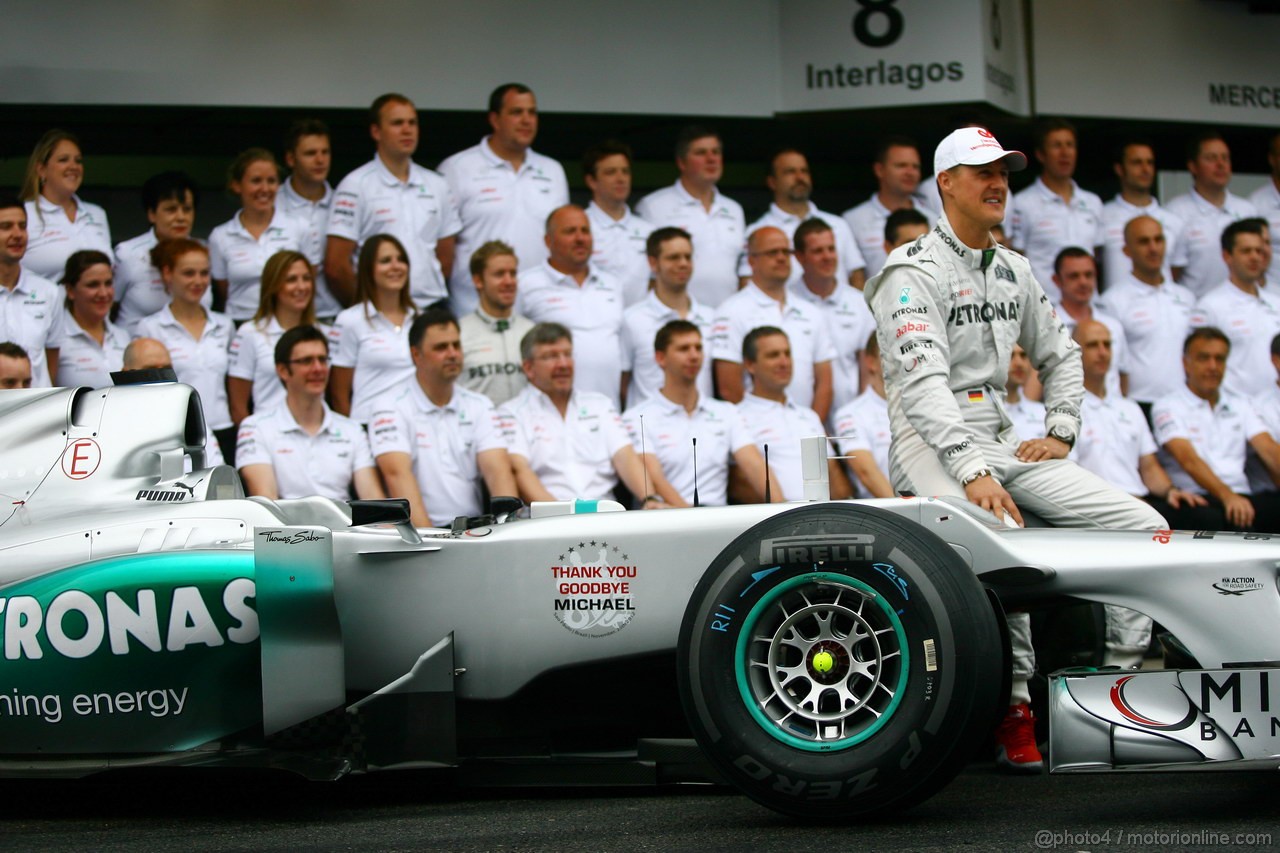 GP BRASILE, 25.11.2012- Mercedes Team photograph, Michael Schumacher (GER) Mercedes AMG F1 W03