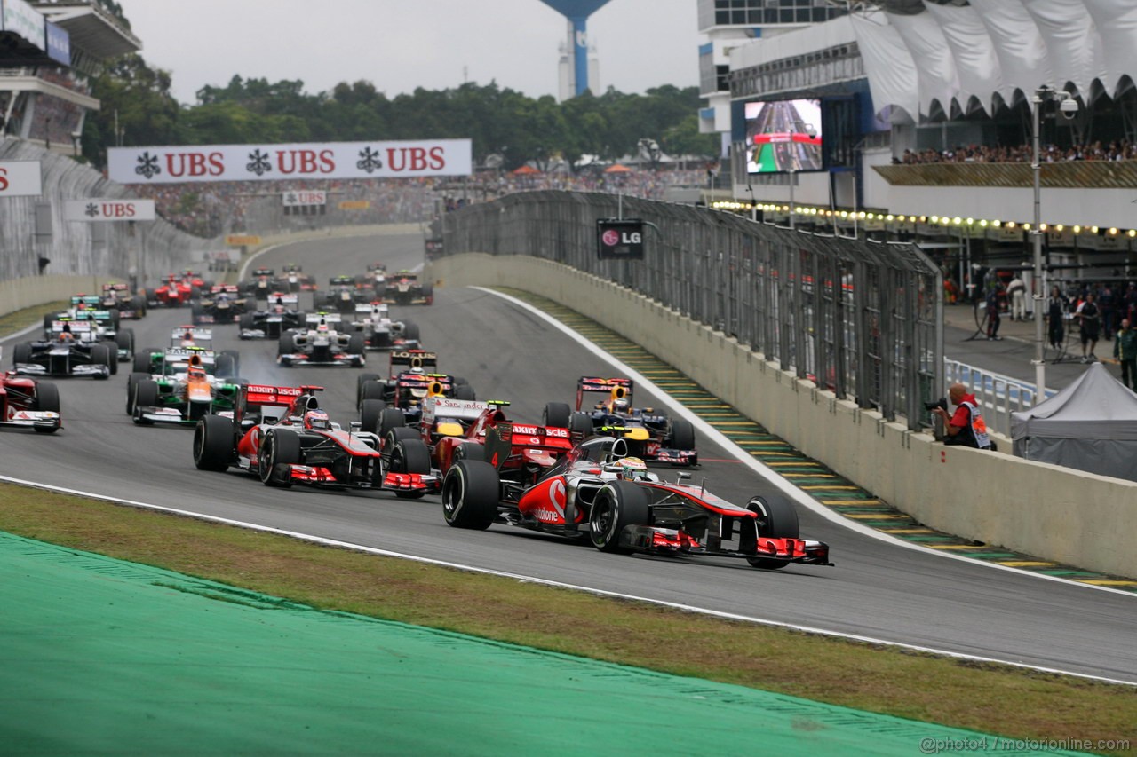GP BRASILE, 25.11.2012- Gara, Start of the race 