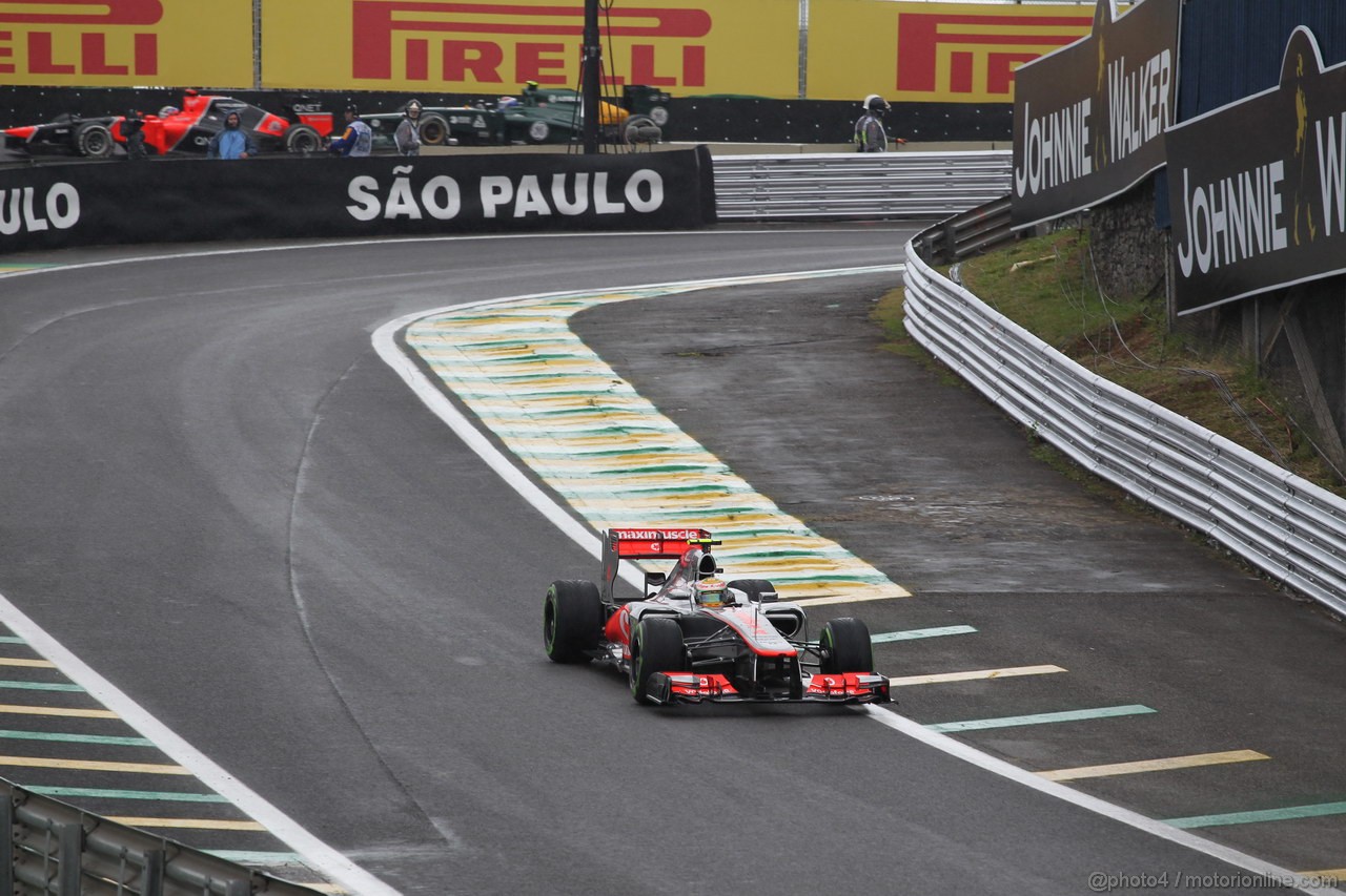 GP BRASILE, 25.11.2012- Gara, Lewis Hamilton (GBR) McLaren Mercedes MP4-27 