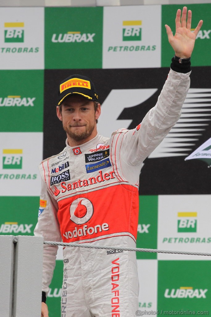 GP BRASILE, 25.11.2012- Gara, Jenson Button (GBR) McLaren Mercedes MP4-27 vincitore 