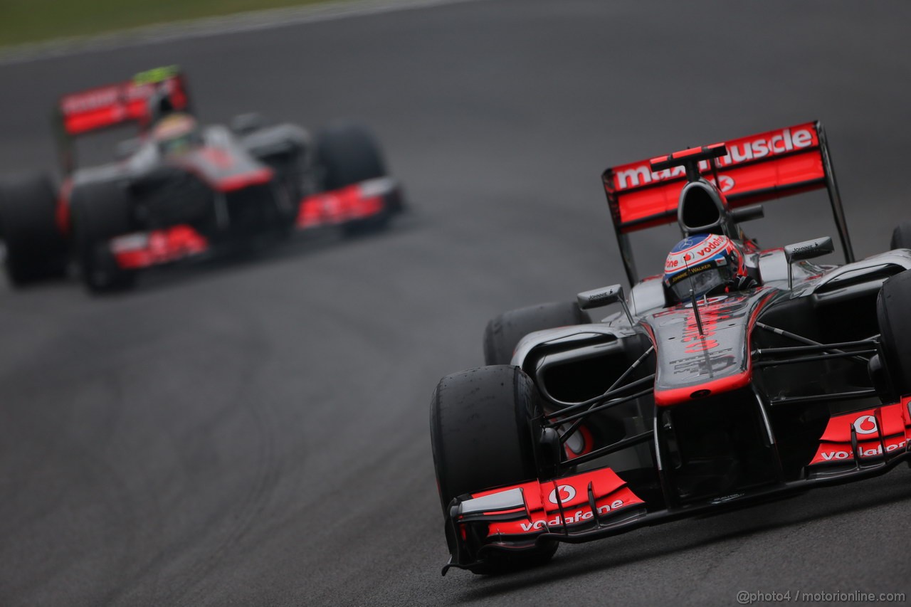 GP BRASILE, 25.11.2012- Gara, Jenson Button (GBR) McLaren Mercedes MP4-27 