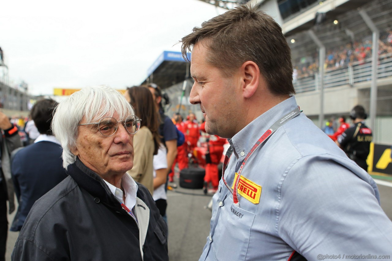 GP BRASILE, 25.11.2012- Gara, Bernie Ecclestone (GBR), President e CEO of Formula One Management  e Paul Hembery, Pirelli Motorspor Director 