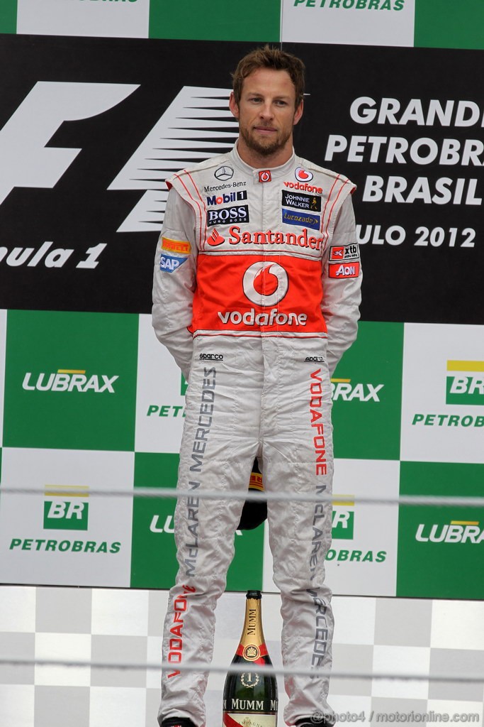 GP BRASILE, 25.11.2012- Gara, Jenson Button (GBR) McLaren Mercedes MP4-27 vincitore