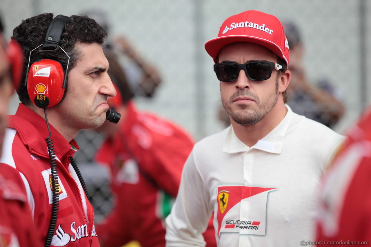 GP BRASILE, 25.11.2012- Gara, Andrea Stella (ITA) Ferrari Gara Engineer e Fernando Alonso (ESP) Ferrari F2012 