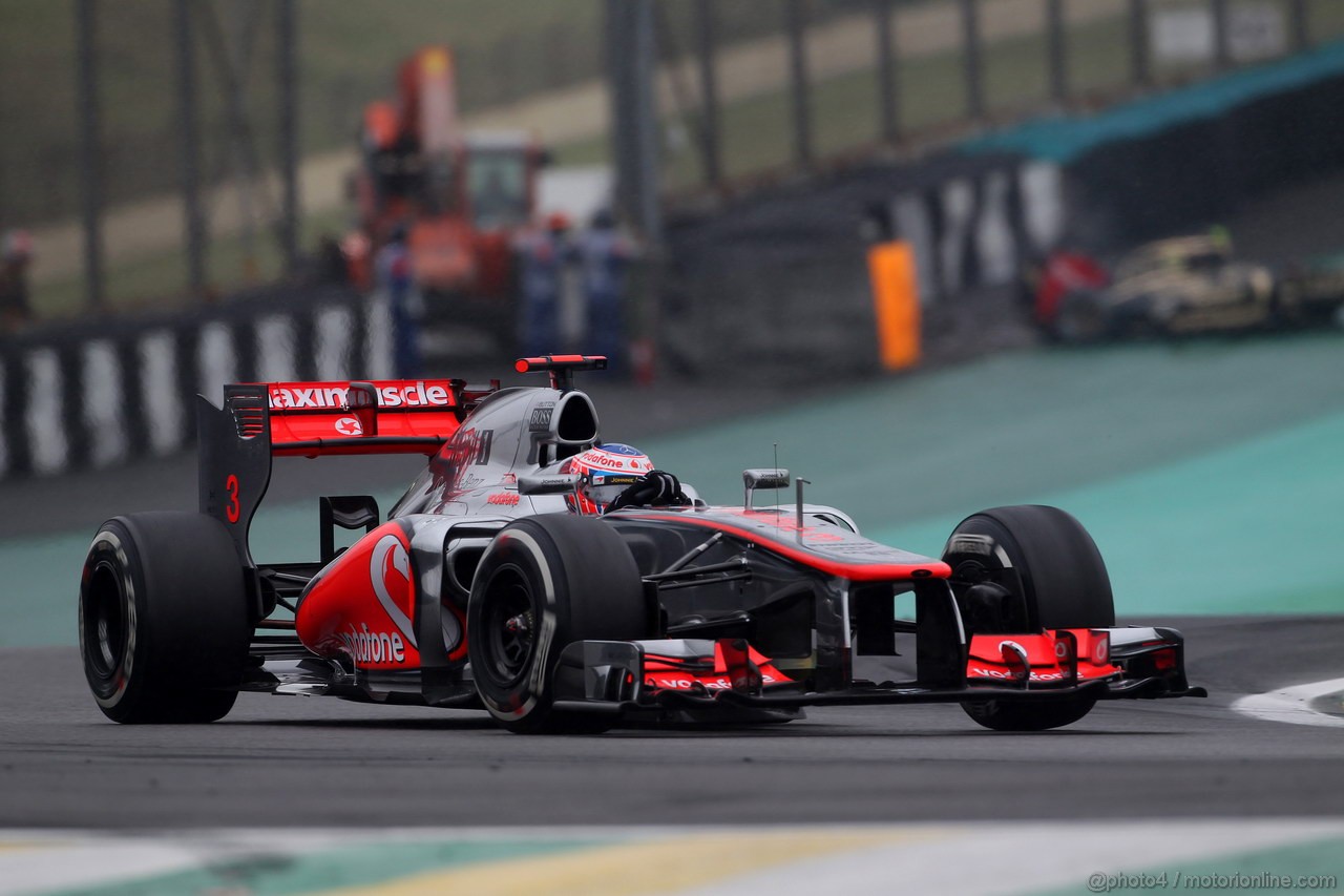 GP BRASILE, 25.11.2012- Gara, Jenson Button (GBR) McLaren Mercedes MP4-27 