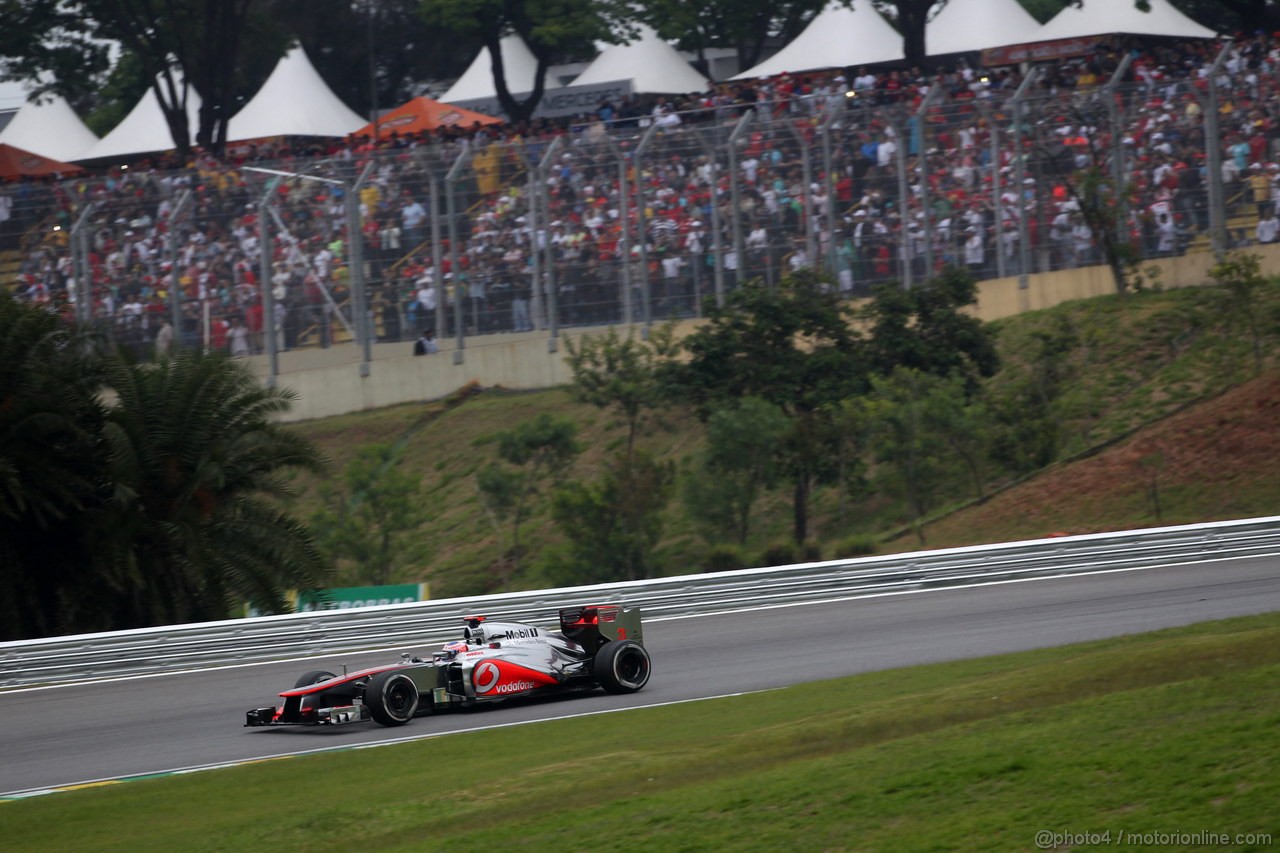 GP BRASILE, 25.11.2012- Gara, Jenson Button (GBR) McLaren Mercedes MP4-27 