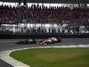 GP BRASILE, 25.11.2012- Gara, Crash, Nico Hulkenberg (GER) Sahara Force India F1 Team VJM05 e Lewis Hamilton (GBR) McLaren Mercedes MP4-27 