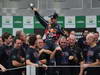 GP BRASILE, 25.11.2012- Gara, Festeggiamenti, Sebastian Vettel (GER) Red Bull Racing RB8, World Champion 2012 with Adrian Newey (GBR), Red Bull Racing , Technical Operations Director e Christian Horner (GBR), Red Bull Racing, Sporting Director