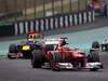 GP BRASILE, 25.11.2012- Gara, Fernando Alonso (ESP) Ferrari F2012 davanti a Sebastian Vettel (GER) Red Bull Racing RB8 