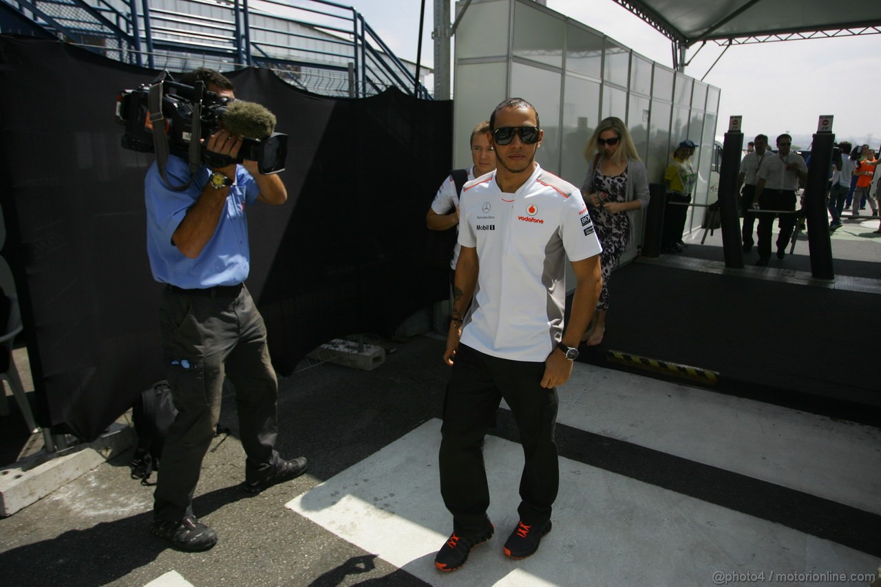 GP BRASILE, 22.11.2012- Lewis Hamilton (GBR) McLaren Mercedes MP4-27 