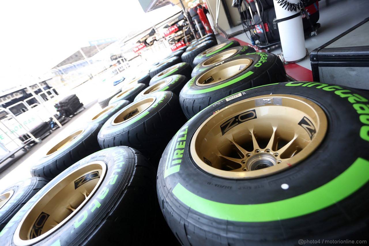 GP BRASILE, 22.11.2012- Pirelli Tyres
