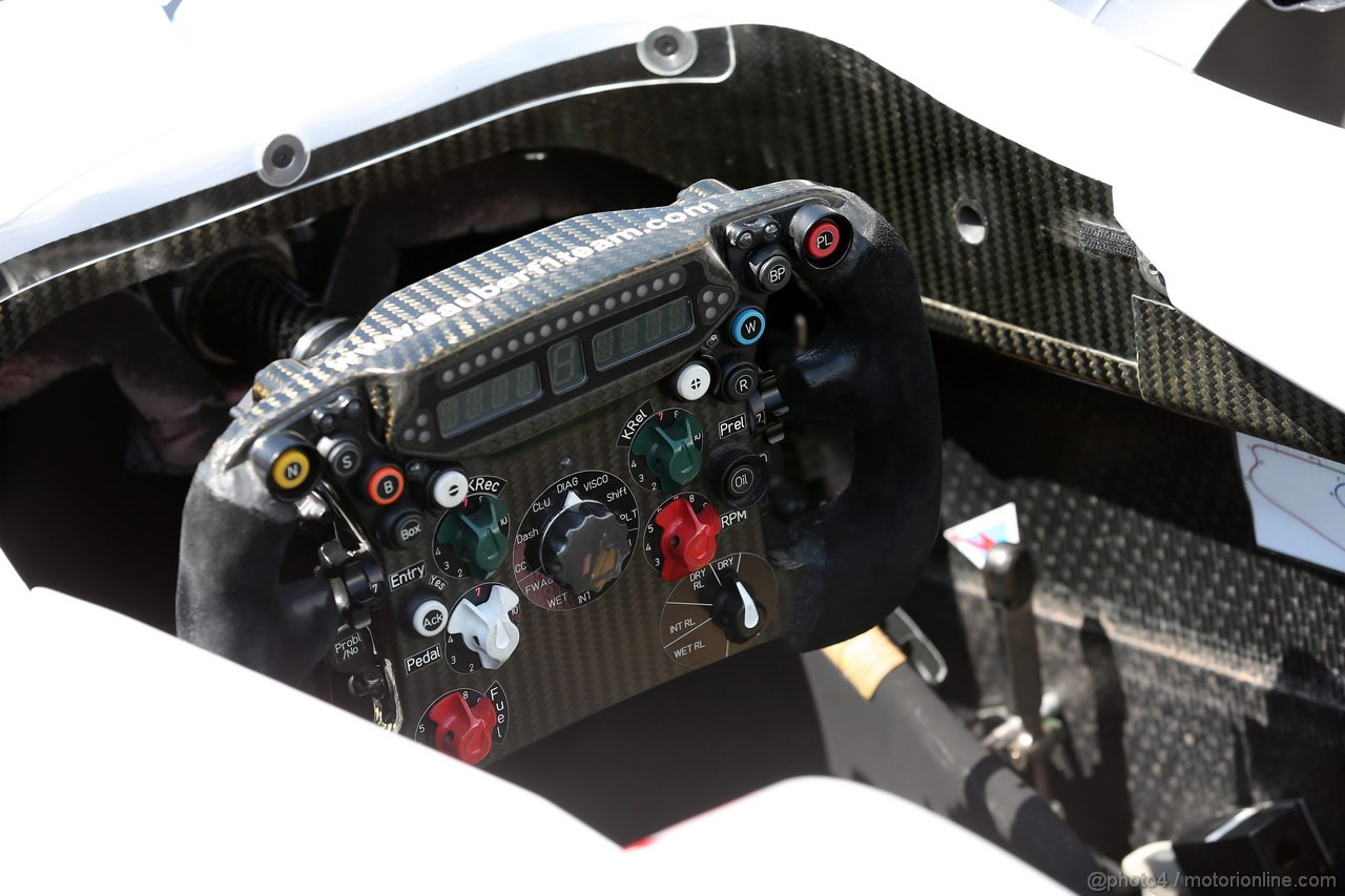 GP BRASILE, 22.11.2012- Sauber F1 Team C31 Steering wheel 