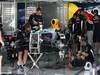 GP BRASILE, 22.11.2012- Mechanics Red Bull work on the cars 