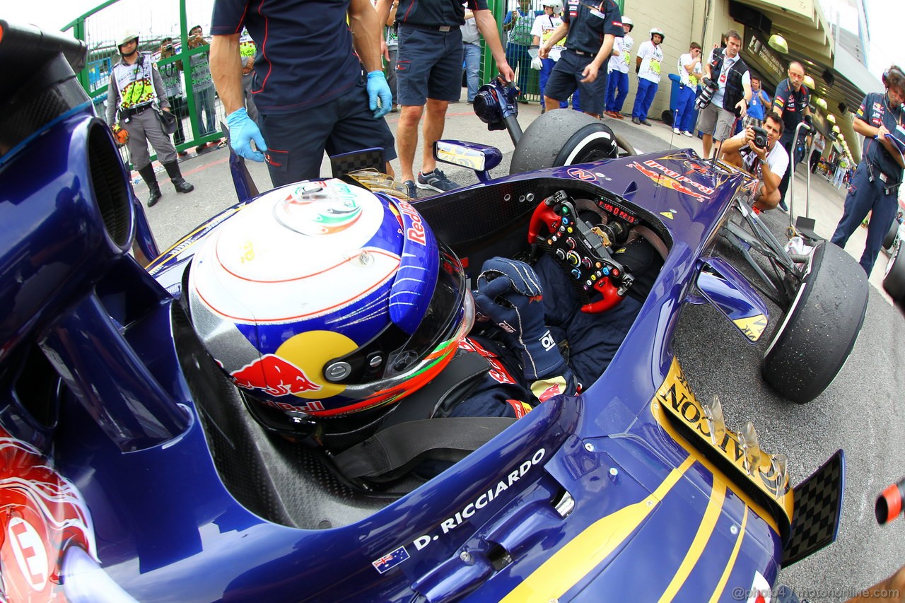 GP BRASILE, 24.11.2012- Prove Libere 3, Daniel Ricciardo (AUS) Scuderia Toro Rosso STR7 
