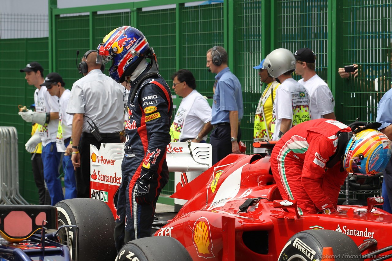 GP BRASILE, 24.11.2012- Qualifiche, Mark Webber (AUS) Red Bull Racing RB8 e Fernando Alonso (ESP) Ferrari F2012 