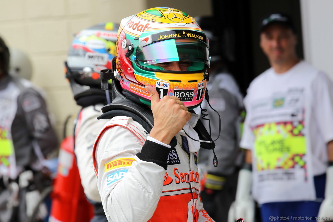 GP BRASILE, 24.11.2012- Qualifiche, Lewis Hamilton (GBR) McLaren Mercedes MP4-27 pole position 