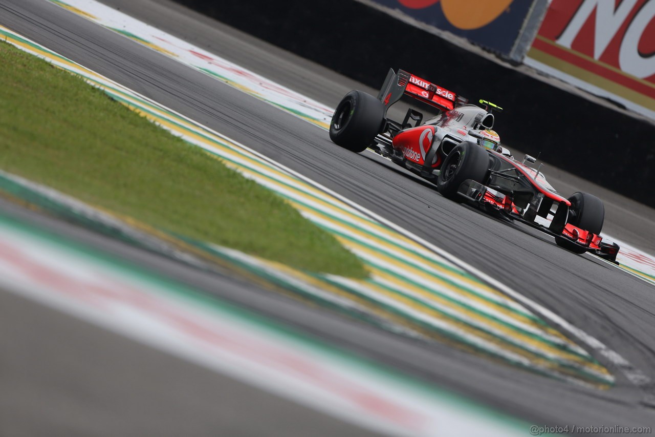 GP BRASILE, 24.11.2012- Qualifiche, Lewis Hamilton (GBR) McLaren Mercedes MP4-27 