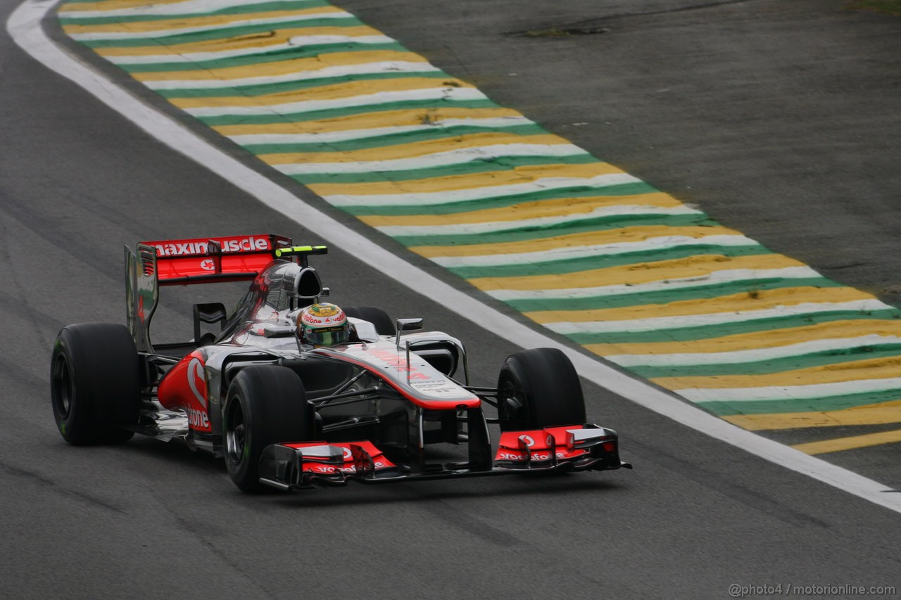 GP BRASILE, 24.11.2012- Qualifiche, Lewis Hamilton (GBR) McLaren Mercedes MP4-27 