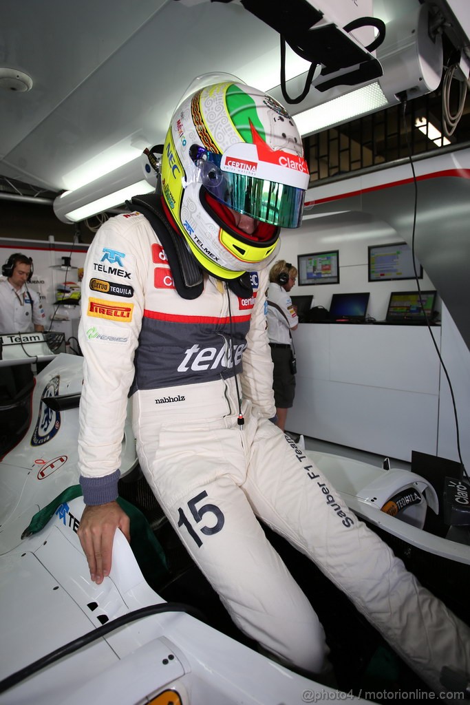 GP BRASILE, 23.11.2012- Prove Libere 1, Sergio Prez (MEX) Sauber F1 Team C31