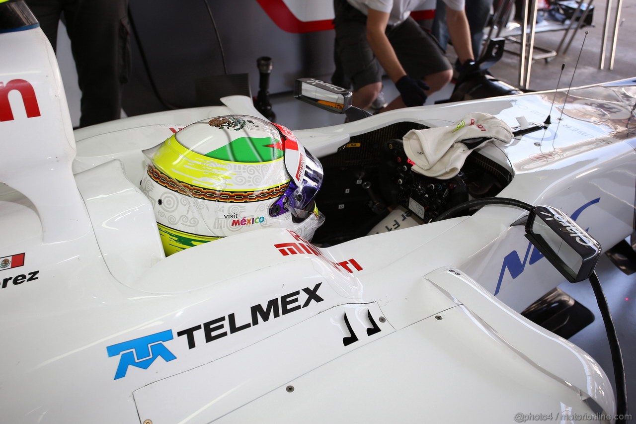 GP BRASILE, 23.11.2012- Prove Libere 1, Sergio Prez (MEX) Sauber F1 Team C31
