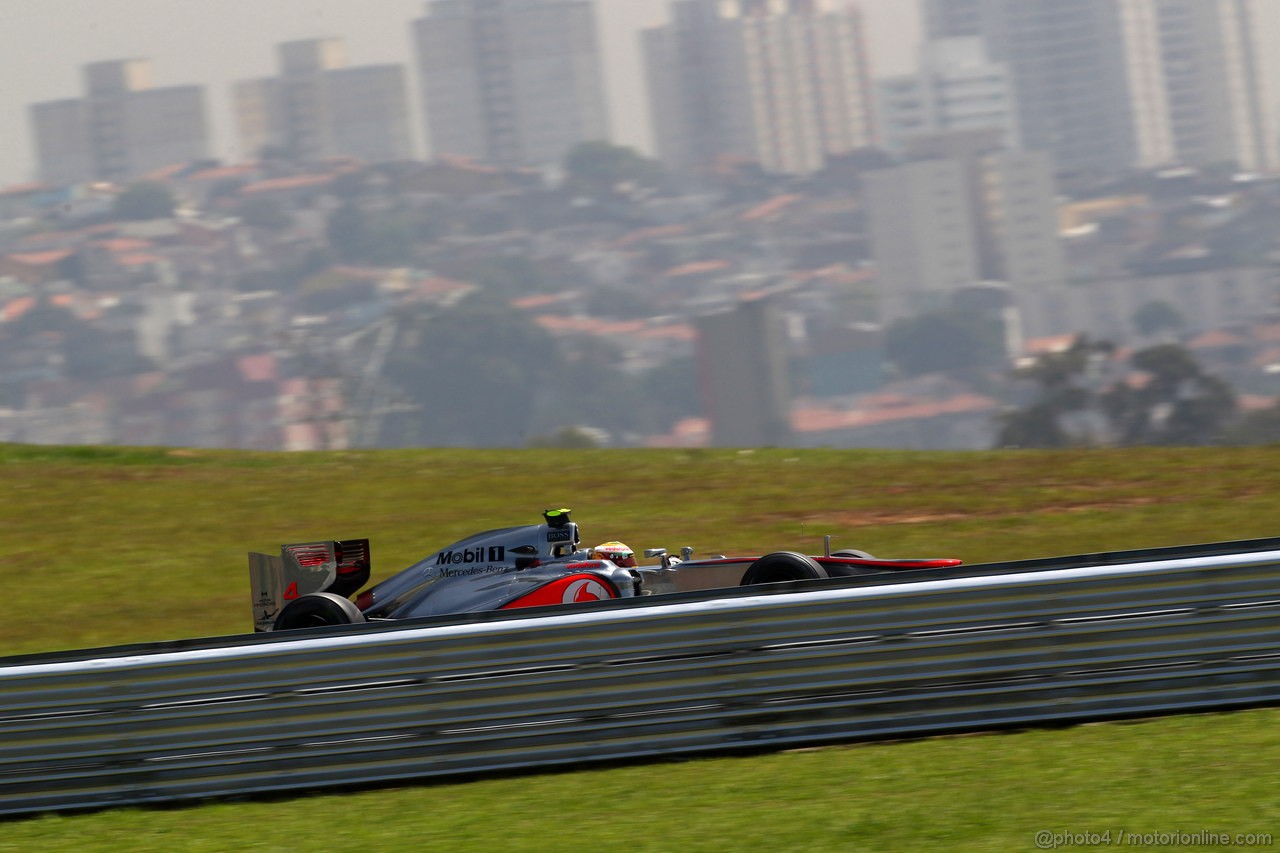 GP BRASILE, 23.11.2012- Prove Libere 1, Lewis Hamilton (GBR) McLaren Mercedes MP4-27 