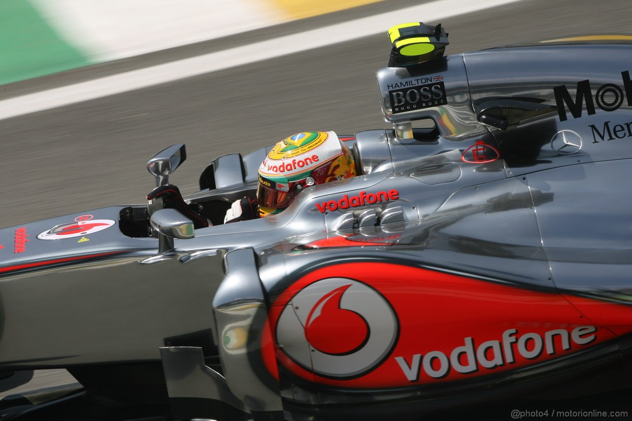 GP BRASILE, 23.11.2012- Prove Libere 1, Lewis Hamilton (GBR) McLaren Mercedes MP4-27 