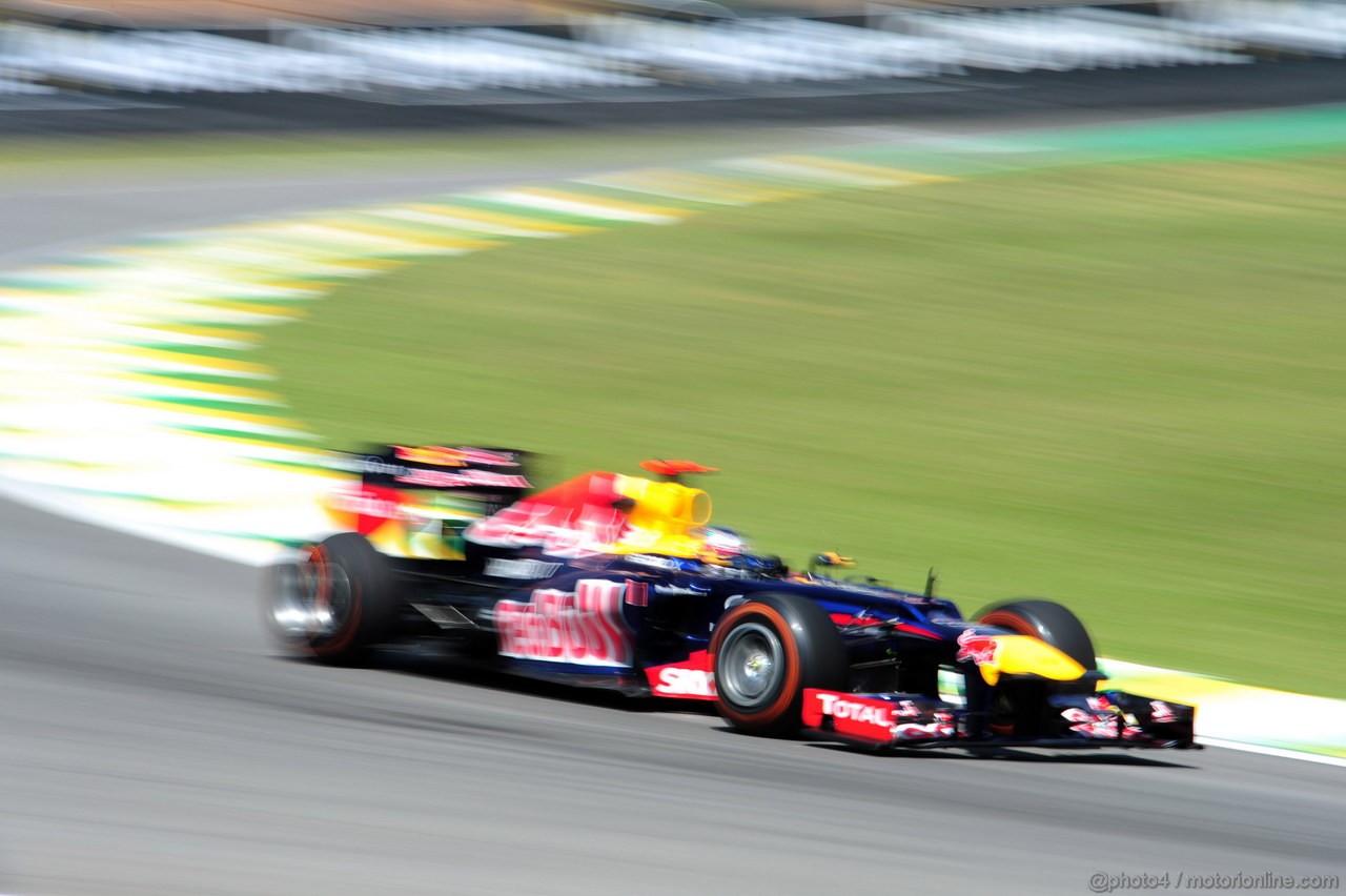GP BRASILE, 23.11.2012- Prove Libere 1, Sebastian Vettel (GER) Red Bull Racing RB8 