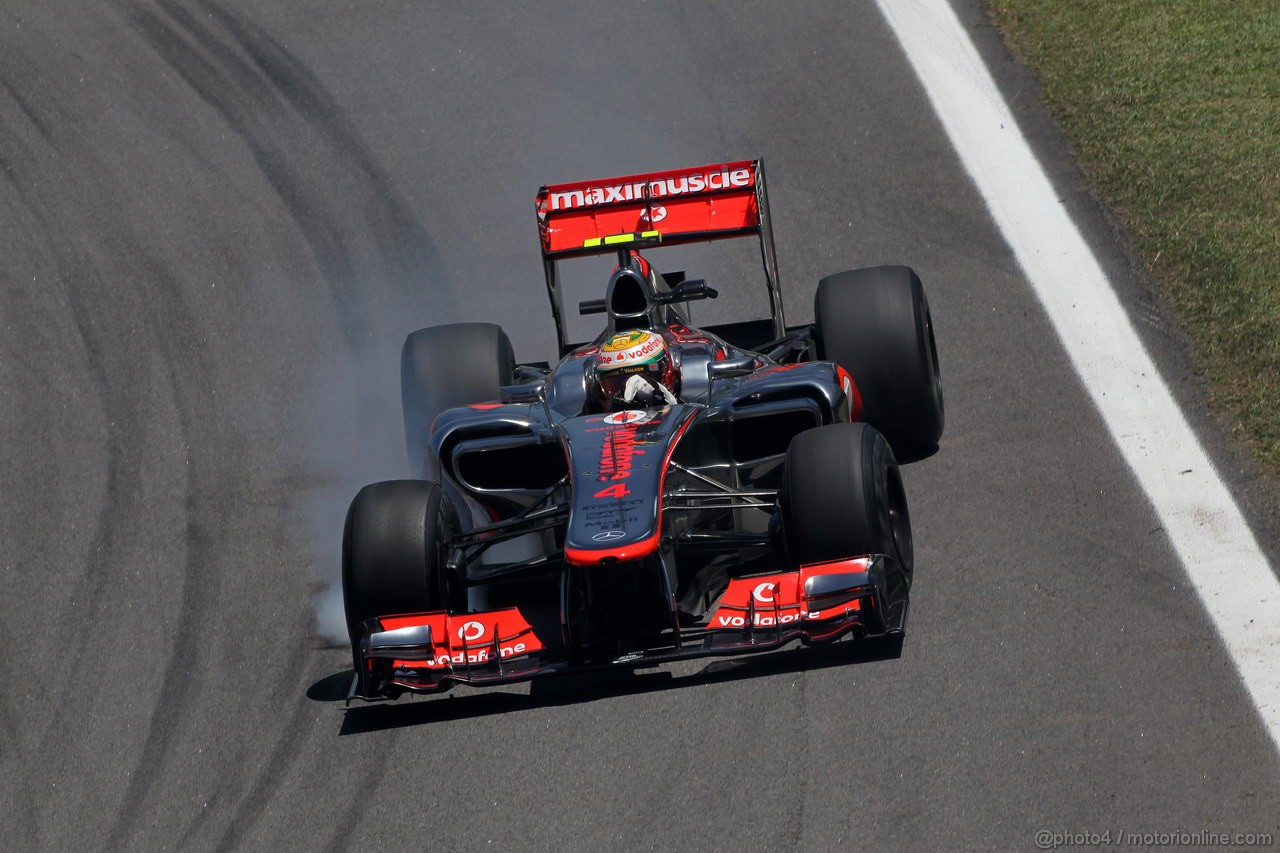GP BRASILE, 23.11.2012- Prove Libere 2, Lewis Hamilton (GBR) McLaren Mercedes MP4-27 