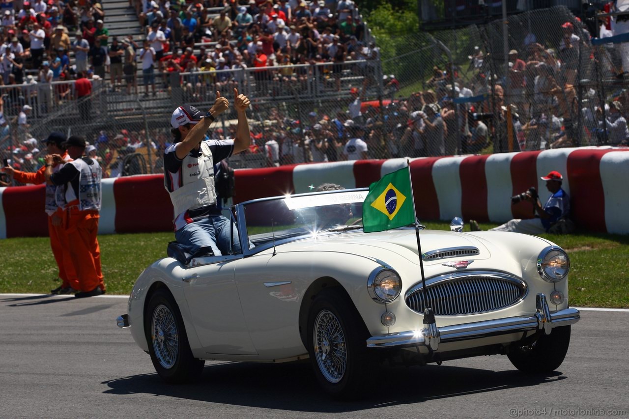 GP CANADA, 10.06.2012- Bruno Senna (BRA) Williams F1 Team FW34 at drivers parade  