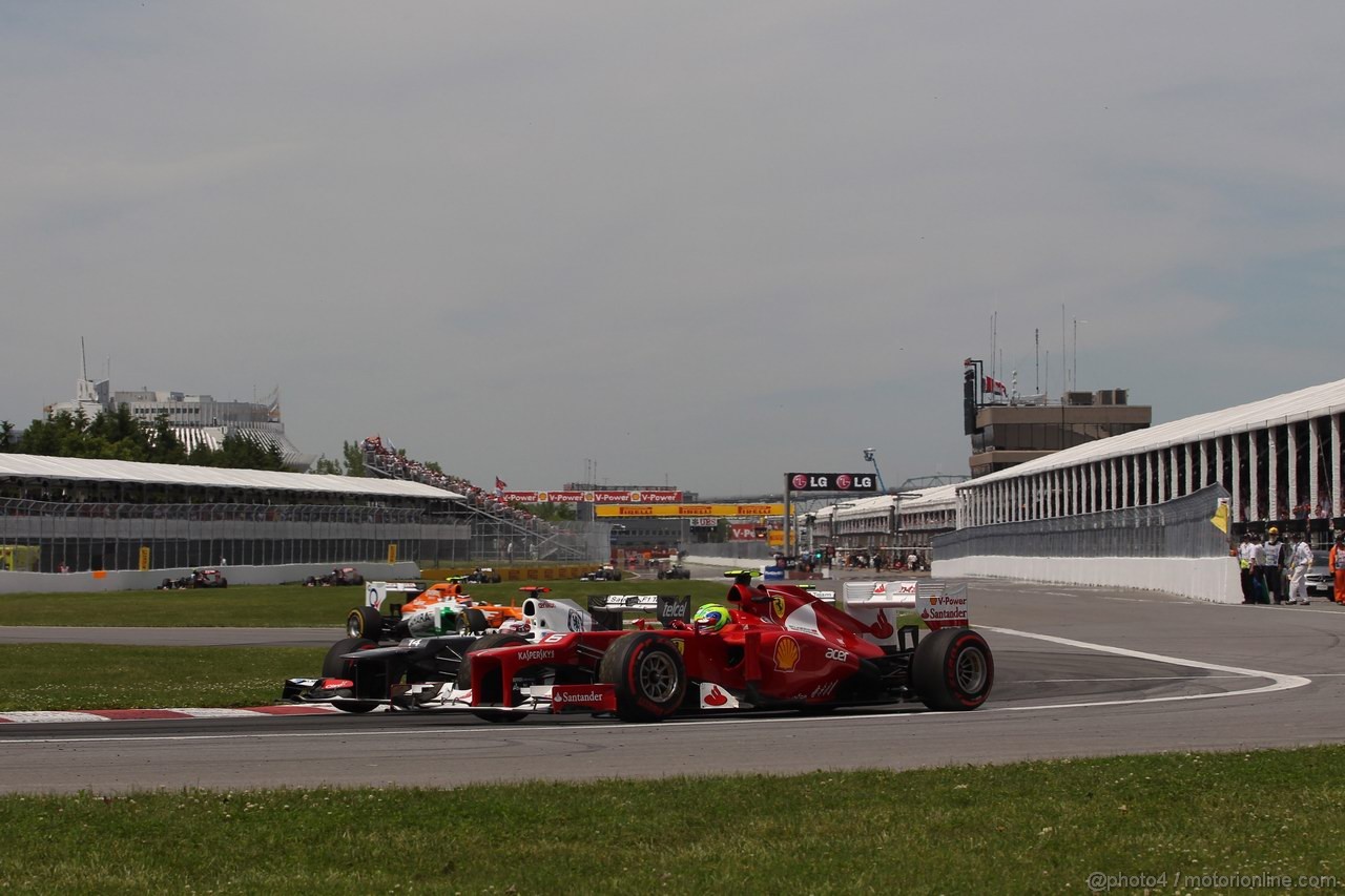 GP CANADA, 10.06.2012- Gara, Felipe Massa (BRA) Ferrari F2012 e Kamui Kobayashi (JAP) Sauber F1 Team C31 