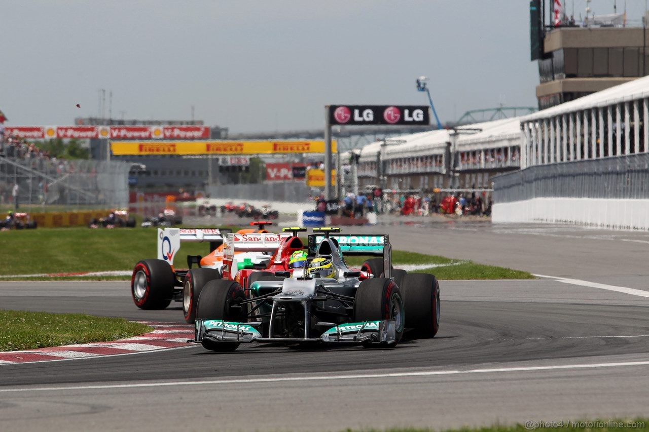 GP CANADA, 10.06.2012- Gara, Nico Rosberg (GER) Mercedes AMG F1 W03 davanti a Felipe Massa (BRA) Ferrari F2012 e Paul di Resta (GBR) Sahara Force India F1 Team VJM05 