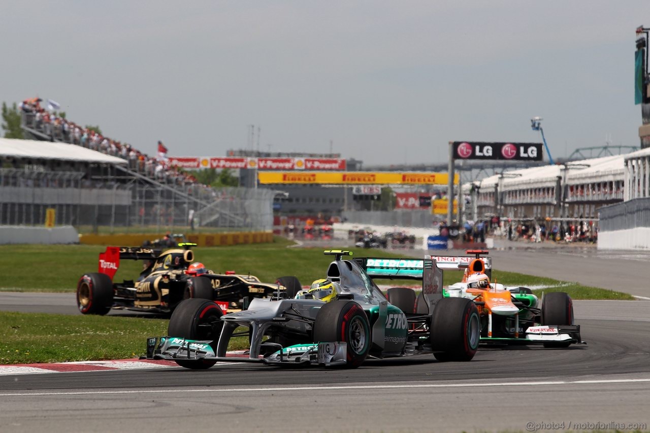 GP CANADA, 10.06.2012- Gara, Nico Rosberg (GER) Mercedes AMG F1 W03 davanti a Paul di Resta (GBR) Sahara Force India F1 Team VJM05 