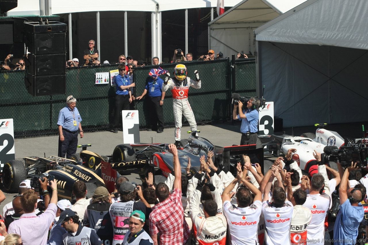 GP CANADA, 10.06.2012- Gara, Lewis Hamilton (GBR) McLaren Mercedes MP4-27 vincitore 