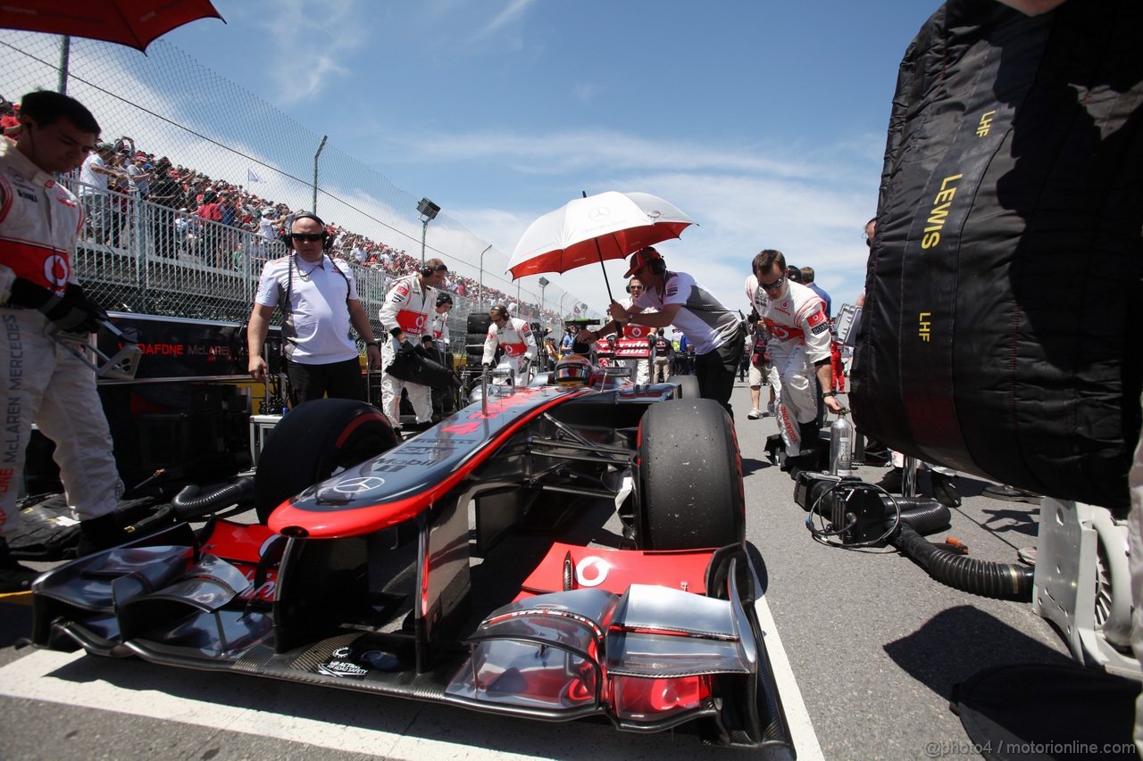 GP CANADA, 10.06.2012- Gara, Lewis Hamilton (GBR) McLaren Mercedes MP4-27