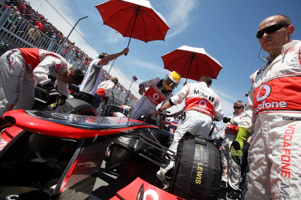 GP CANADA, 10.06.2012- Gara, Lewis Hamilton (GBR) McLaren Mercedes MP4-27 