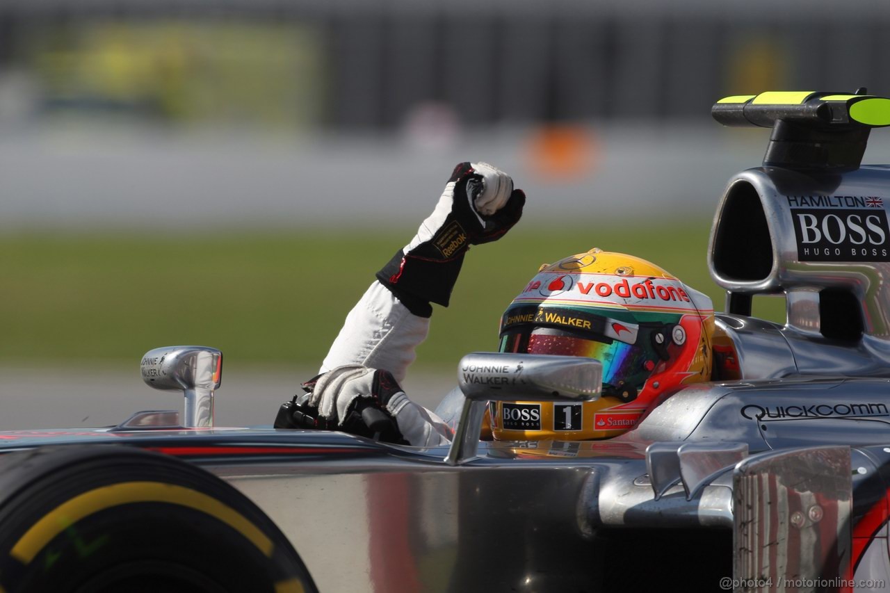 GP CANADA, 10.06.2012- Gara, Lewis Hamilton (GBR) McLaren Mercedes MP4-27 vincitore