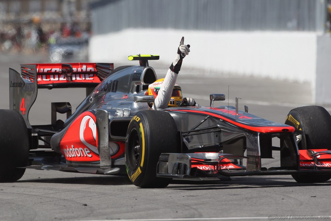 GP CANADA, 10.06.2012- Gara, Lewis Hamilton (GBR) McLaren Mercedes MP4-27 vincitore