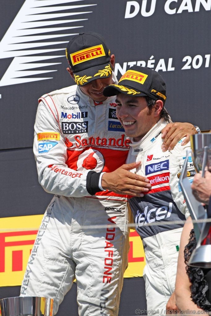GP CANADA, 10.06.2012- Gara, Lewis Hamilton (GBR) McLaren Mercedes MP4-27 vincitore e terzo Sergio Pérez (MEX) Sauber F1 Team C31 