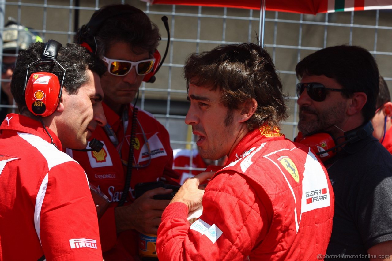 GP CANADA, 10.06.2012- Gara, Fernando Alonso (ESP) Ferrari F2012 e Andrea Stella (ITA) Ferrari Gara Engineer 