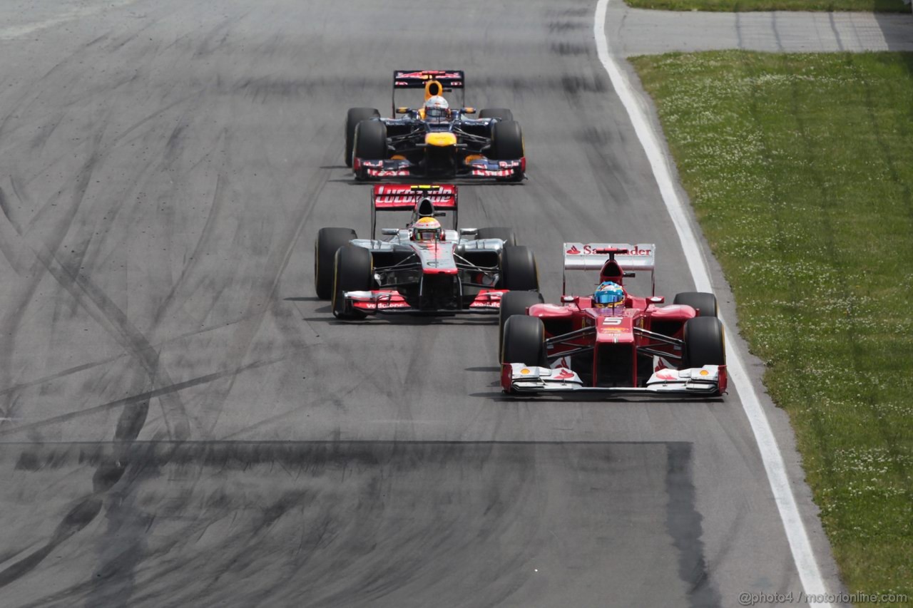 GP CANADA, 10.06.2012- Gara, Fernando Alonso (ESP) Ferrari F2012 e Lewis Hamilton (GBR) McLaren Mercedes MP4-27 