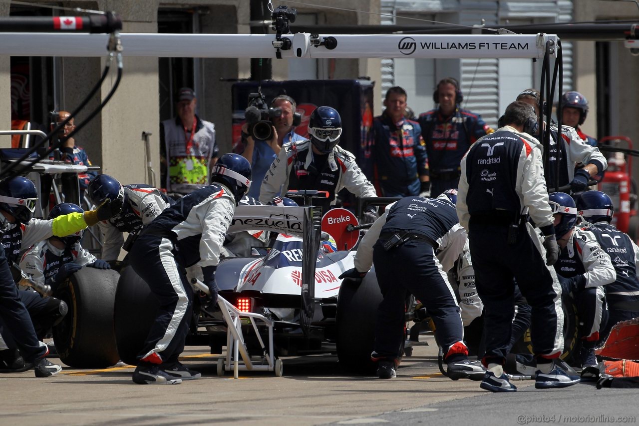 GP CANADA, 10.06.2012- Gara, Pit Stop, Pastor Maldonado (VEN) Williams F1 Team FW34 